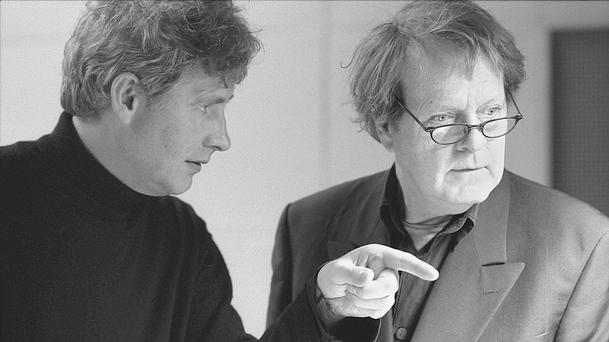 Regisseur Klaus Buhlert und Peter Fricke als Arnheim (v.l.) | © BR/Wilfried Petzi