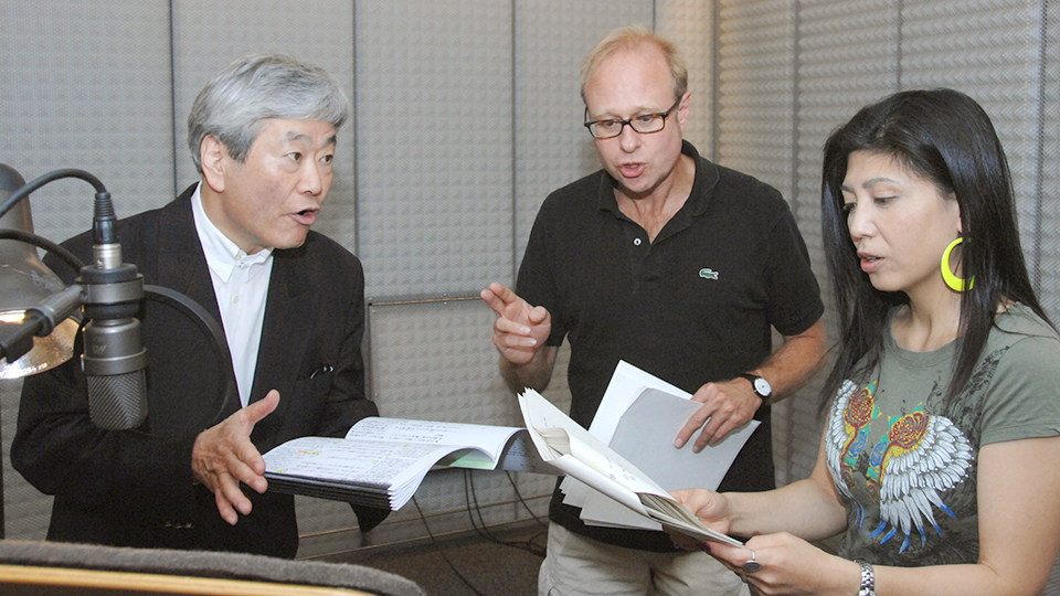 Chiaki Ikuta, Regisseur Oliver Sturm und Miya Suzuki (v. l.) | © rbb/Hanna Lippmann