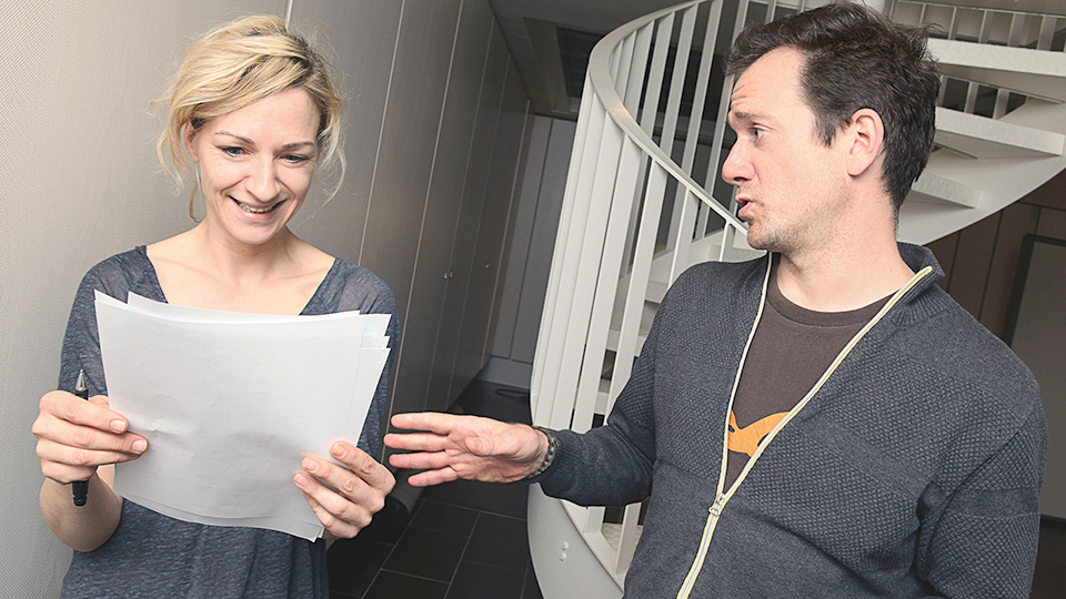 Fabian Gerhardt in der Rolle des Tom Felski und Anika Mauer als seine Freundin Andrea | © SWR/WDR/Sibylle Anneck