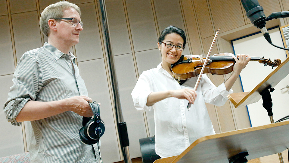 Komponist Rainer Römer und Bratschistin Megumi Kawasaki | © SWR/Monika Maier