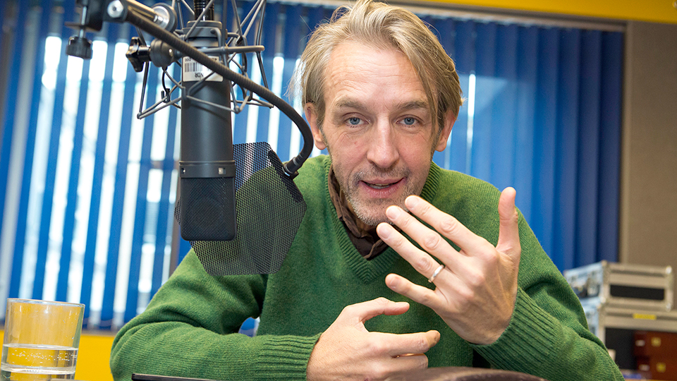 Andreas Schmidt spricht die Rolle des Thorsten Kalina. | © NDR/Cordula Kropke