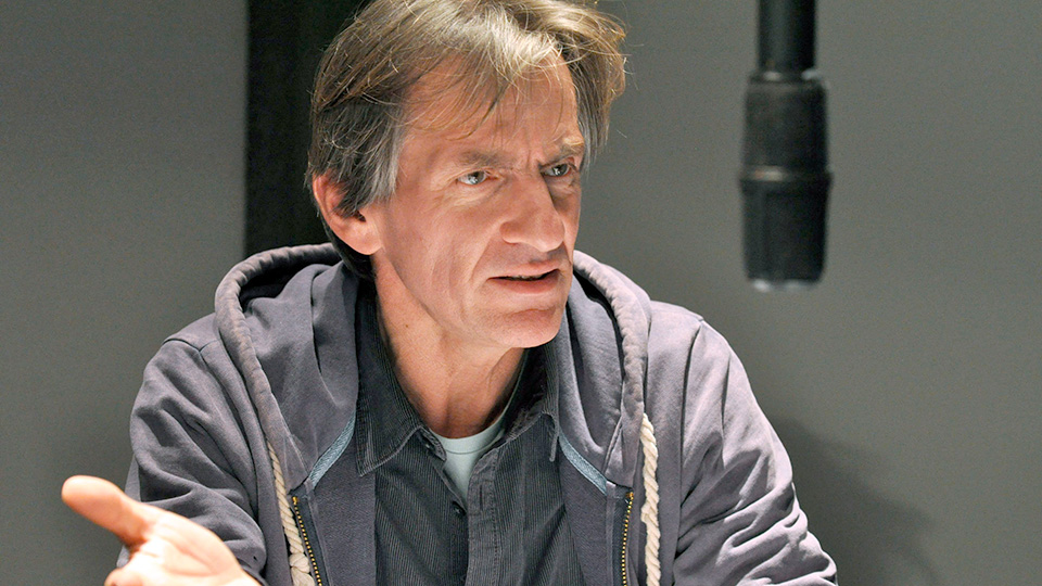 Viktor Neumann als Gynäkologe Vincent
© WDR/Sascha von Donat Viktor Neumann als Gynäkologe Vincent
© WDR/Sascha von Donat
