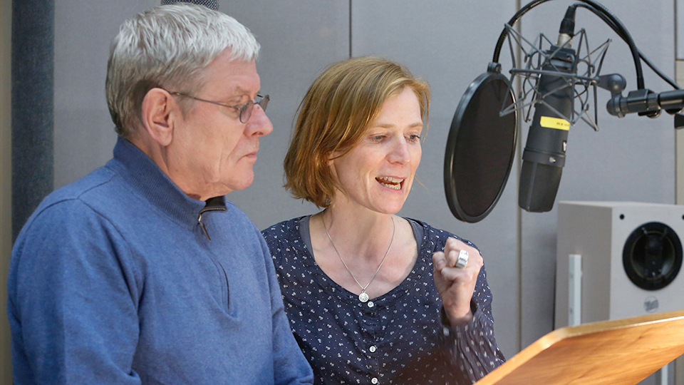 Wolf-Dietrich Sprenger als Karl Liebknecht und Judith Hofmann in der Rolle der Rosa Luxemburg
© NDR/SWR/Monika Maier Wolf-Dietrich Sprenger als Karl Liebknecht und Judith Hofmann in der Rolle der Rosa Luxemburg
© NDR/SWR/Monika Maier