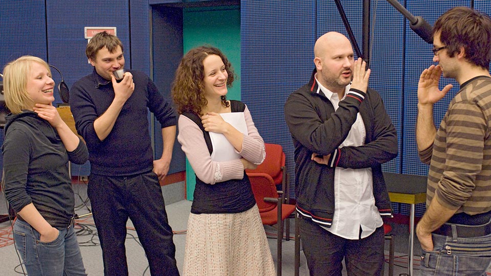 Stephanie Schönfeld, Matthias Kelle, Lisa Wildmann, Regisseur Jan Neumann und Bijan Zamani (v.l.) | © SWR/Alexander Kluge