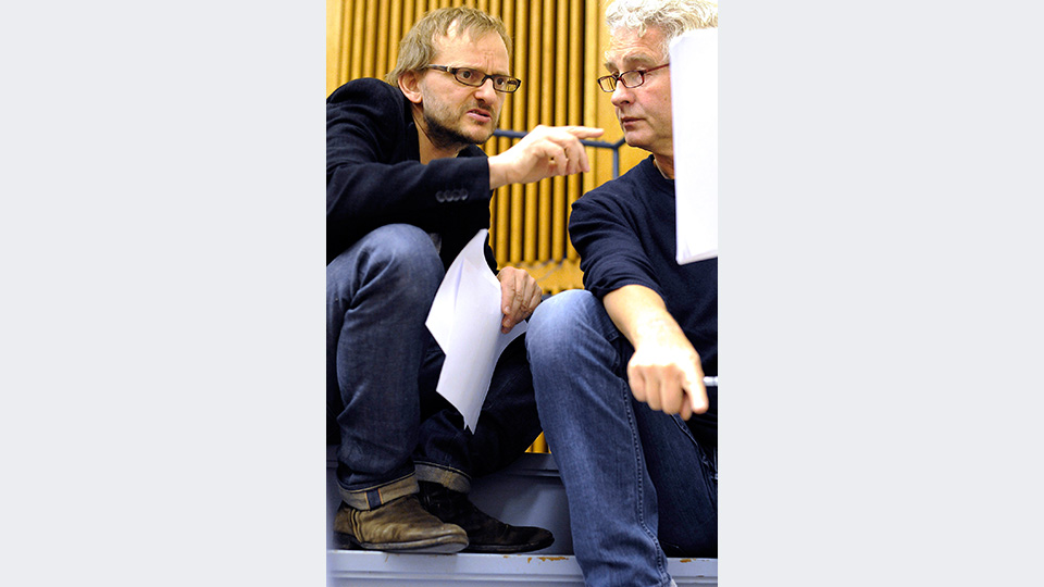 Milan Peschel und Regisseur Klaus Buhlert (r.) | © SWR/Conny Fischer/Hörverlag