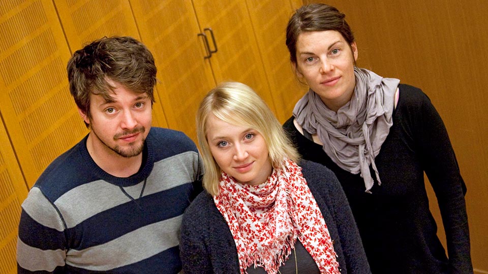 Arne Lenk als Ralf, Anna Maria Mühe als Mila und Victoria Mayer als Johanna | © SWR/Monika Maier