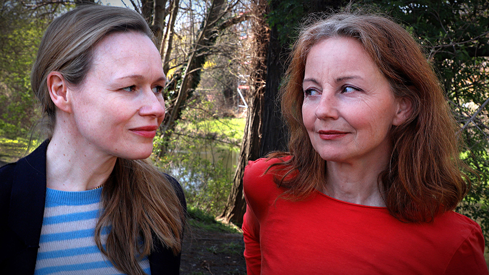 Anja Schneider (Rolle: Isa) und Carina Wiese (Rolle: Steffi) v.l. | © MDR/Olaf Parusel