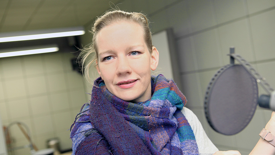 Sandra Hüller spricht die Rolle der Sophia Hawthorne.
© HR/WDR/Sibylle Anneck Sandra Hüller spricht die Rolle der Sophia Hawthorne.
© HR/WDR/Sibylle Anneck
